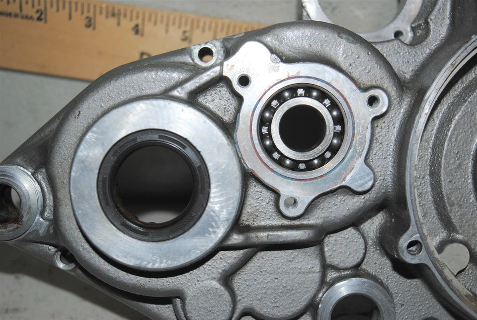 Estuche lateral derecho del estator Husaberg FE FX 501E 400E 600E 220 066-01 00 Foto 4 de 4