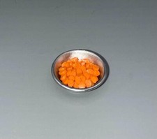 MINIATURE DOLLHOUSE 1:12 SCALE DISH / BOWL OF CARROTS - C6