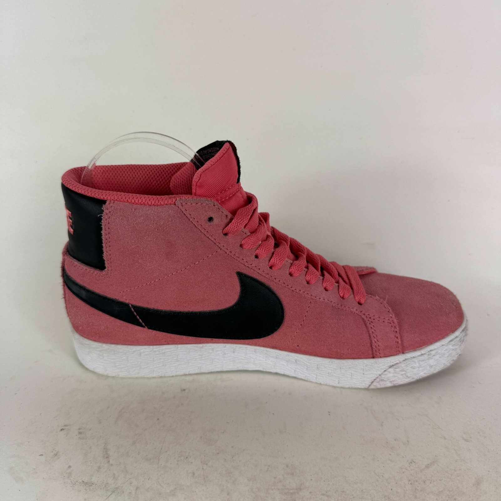 Nike SB Zoom Blazer Mid Sneakers Mens 7 Pink Suede Lace Up Mid Top Running Shoes thumbnail 3