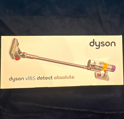 Dyson V15 Detect Absolute Cordless Bagless Stick Vacuum Cleaner