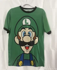 Universal Studios Hollywood Super Nintendo World Luigi T-Shirt Size MEDIUM EUC