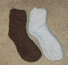NEW 2 Pair Women's Fluffy Fuzzy Socks Brown Beige NEW