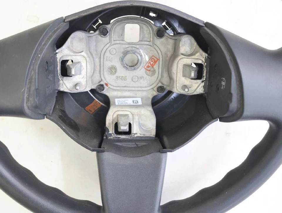 Lenkrad Fiat 500 312 61924120C 01-2016 - Bild 2 von 4