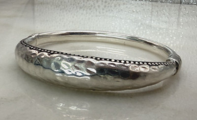 Designer Sterling Silver Hammered Hinged Bangle Bracelet 6'' [066DUR]