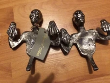 LOT 2 PIECES BOWL DECORATION METAL SKELETONS RESTING ON RIM Decor OBJECT d' ARTS