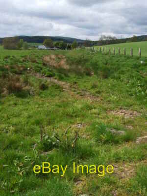 Foto 6x4 Downline alte Deeside Eisenbahn Lumphanan nähert sich Lumphanan f c2008