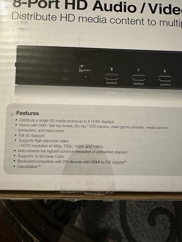 Divisor de audio/vídeo HD de 8 puertos IOGEAR (GHSP8118) - Imagen 10 de 11