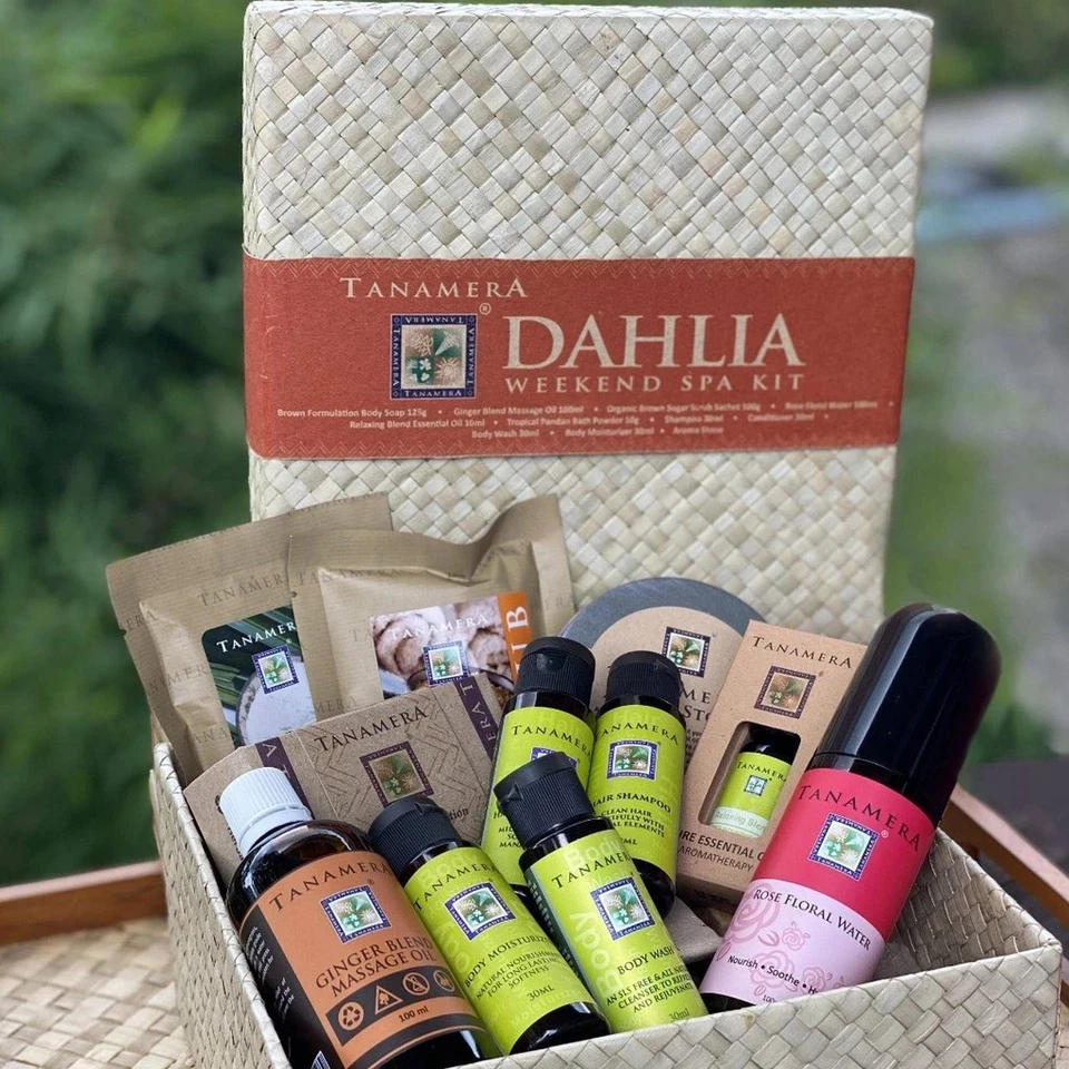 Tanamera Dahlia Weekend Spa Kit Set - Image 2 of 4