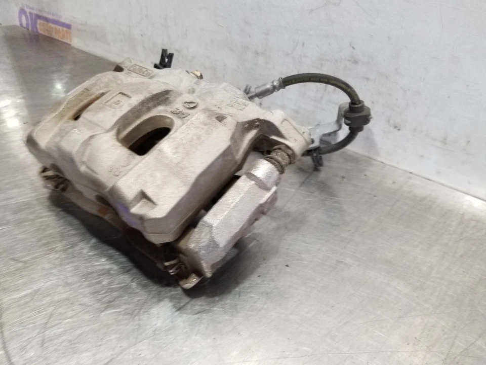 23 2023 PINZA FRENO DELANTERO DERECHO LINCOLN AVIATOR PASAJERO Foto 4 de 4