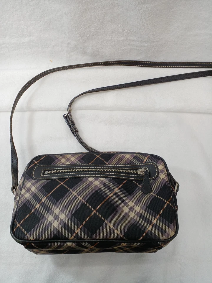 BURBERRY BLUE LABEL Número de modelo: Nova Check Nylon Hombro Foto 2 de 4