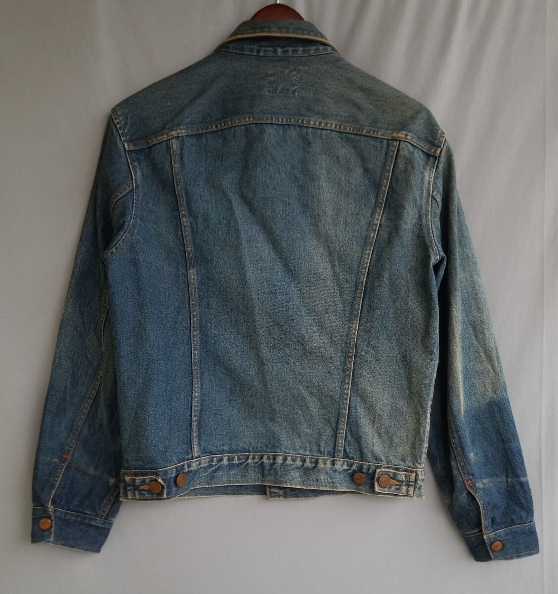 s-l1200.jpg s-l1200.jpg