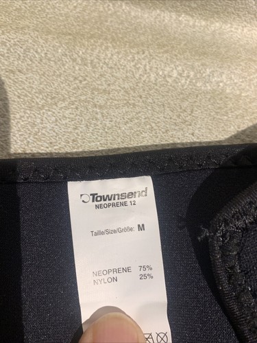 Thuasne TSROM Townsend Anterior Closure Sleeves W/ 2 Straps (to stable Knee Cap) - Picture 11 of 15