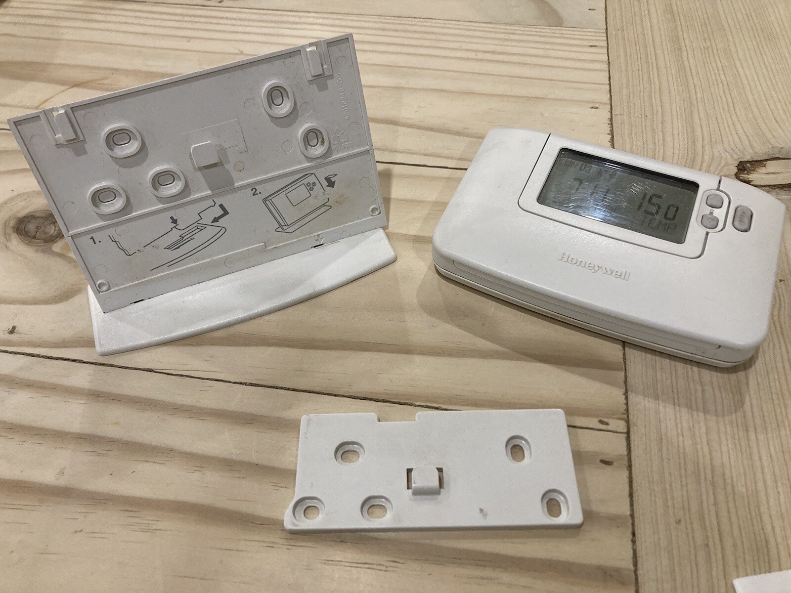 Honeywell CM927 Wireless Room Thermostat, Receiver & Stand