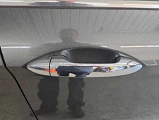 Used Front Right Exterior Door Handle fits: 2013 Honda Accord assembly Sedan fro