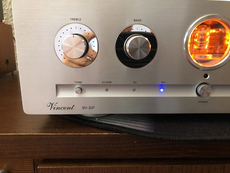 Vollverstärker Vincent Typ: SV-237 schwarz Class-A Hybrid - Röhre Stereo - Bild 2 von 4