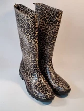 Capelli Women's Size 8 Rubber Farm Muck Mud Rain Knee High Leppard Print  Boots 
