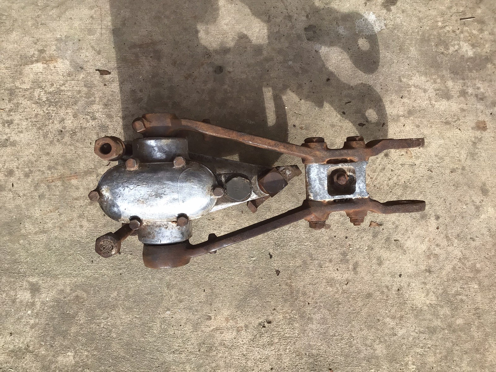 Rolls-Royce/ Bentley Front Shock Absorber 1945-1955 (RF7958SXR)