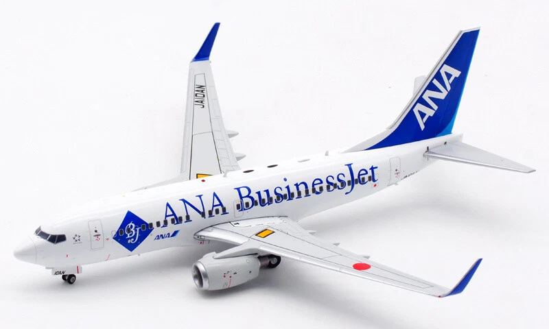 JC Wings ANA BusinessJet For BOEING B737-700ER JA10AN 1/200 Pre-built Model