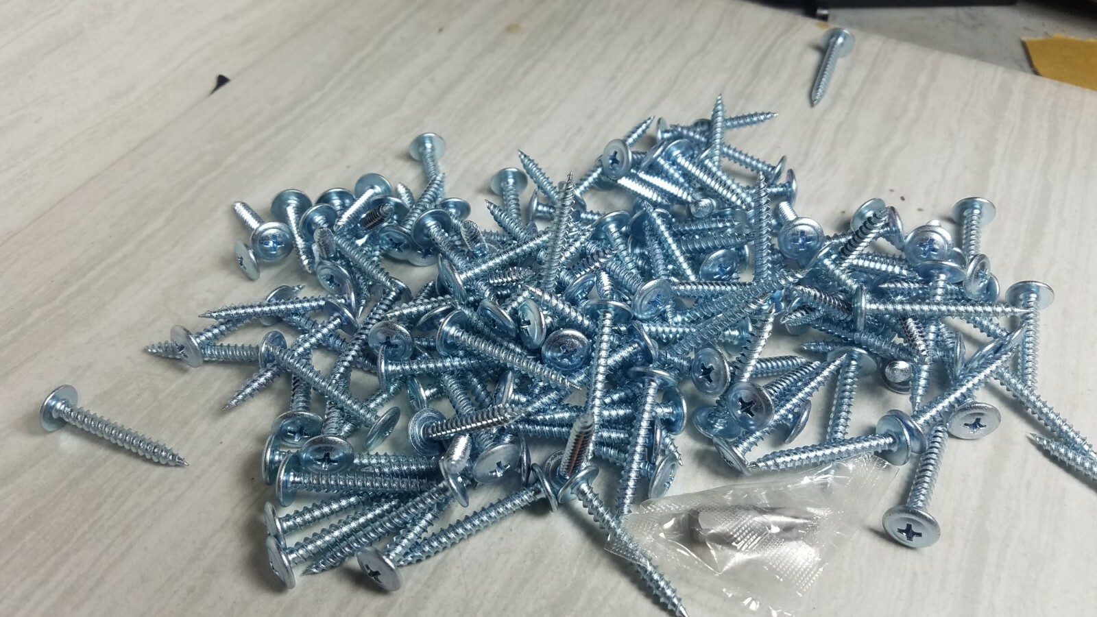 Self Piercing Lath Screws 1lb 150 Pc 8 x 1 1/4" Metal to Wood eBay