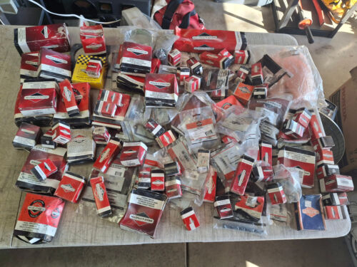 Briggs & Stratton Parts Lot NOS Small Engine #1