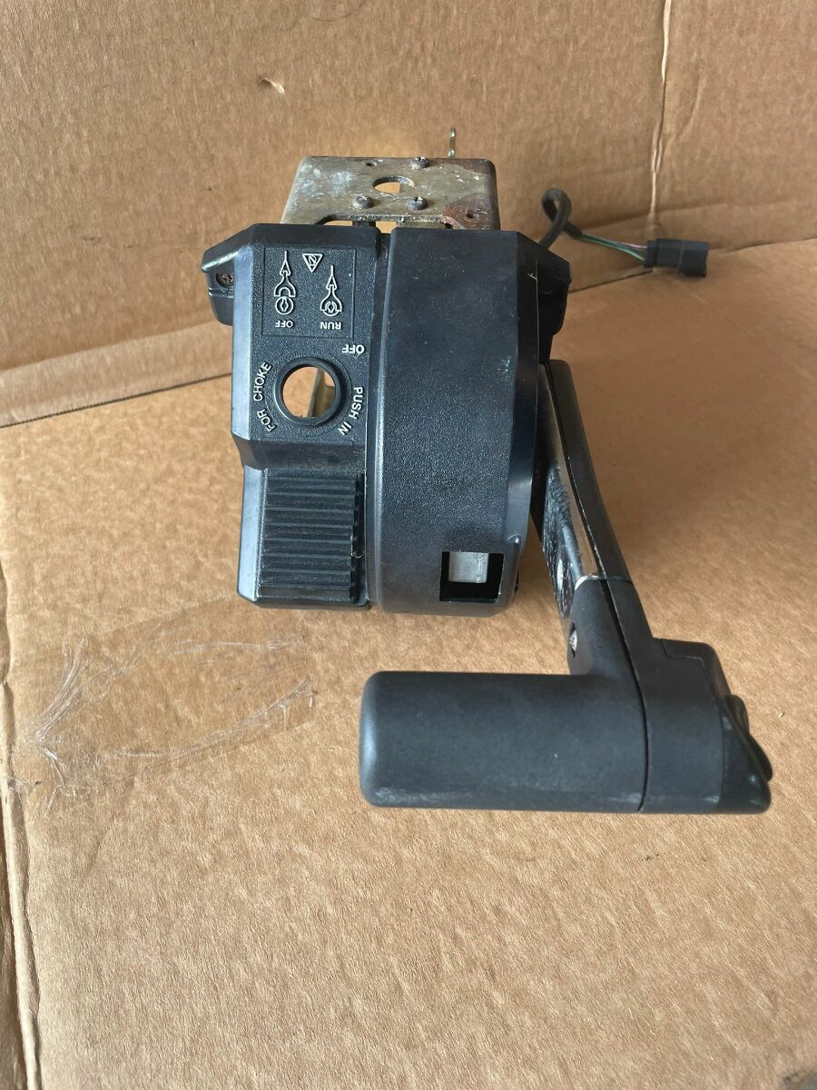 【77Collection Store】 USED OMC Johnson Evinrude Top mount Binnacle Controls 176371