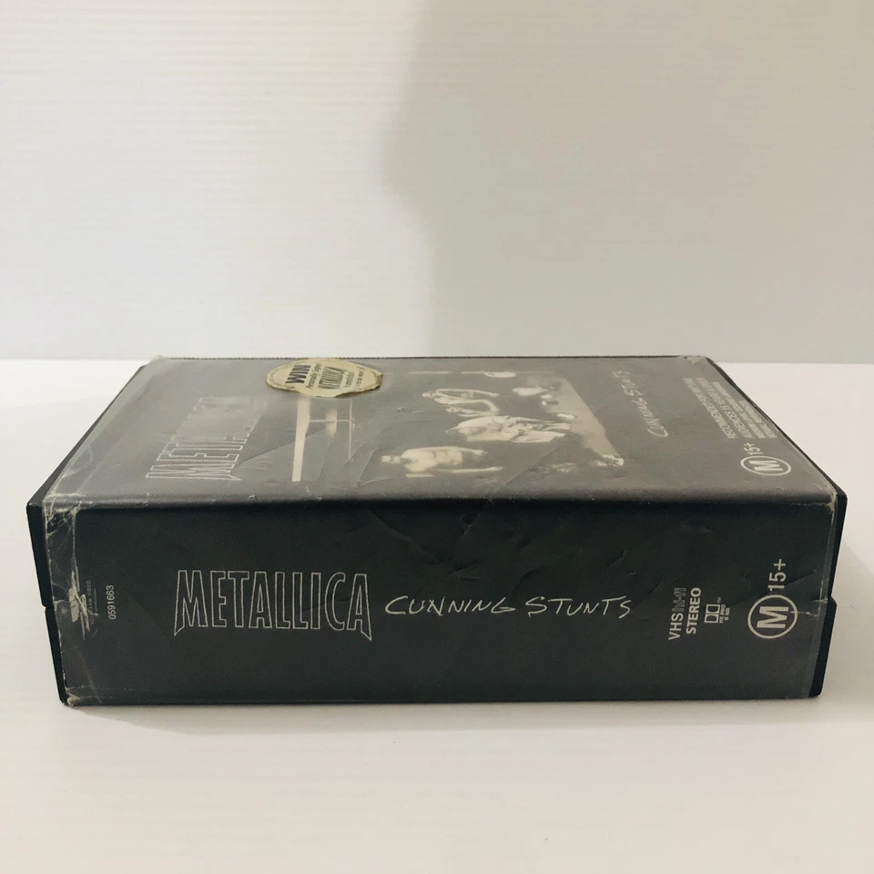 Metallica Cunning Stunts 2x VHS Box Set Heavy Metal Rock Music Live Video Tapes - Image 4 of 4