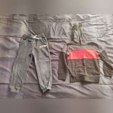 boys 4t hoodie and joggers