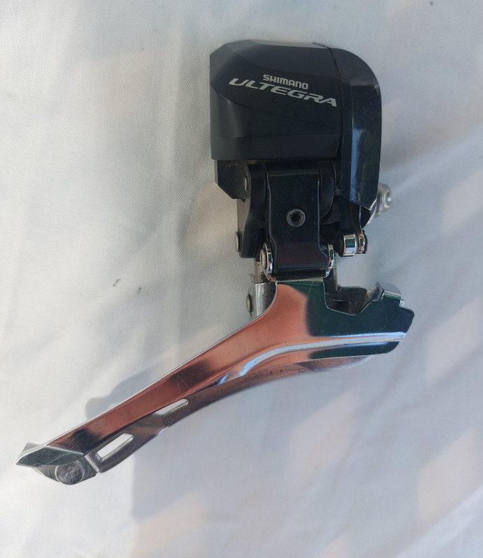 Shimano Ultegra Di2 FD-6870 Front Derailleur, 11 speed