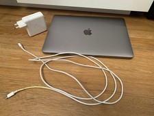 Apple MacBook Air 13 Zoll (256GB SSD, M1, 16GB)  - Space Grau