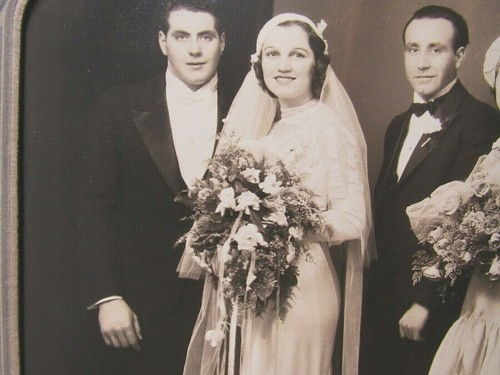 1930’s Wedding Party Portrait Photo by Voorhies,S. J, Heavy Frame - Picture 4 of 7