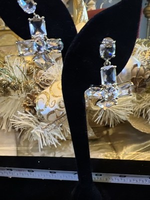 ANN TAYLOR LOFT ICE CRYSTAL RUNWAY STATEMENT EARRINGS