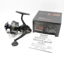 Vintage Shakespeare Sigma 035 Fishing Reel. Made in Japan. W/ Box.