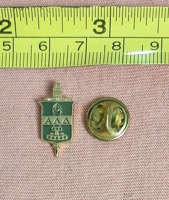 Alpha Lambda Delta Honor Society Fraternity Member Black and Gold Tone Lapel Pin
