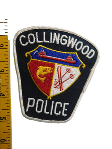 COLLINGWOOD   POLICE VINTAGE  PATCH SHOULDER CREST ONTARIO CANADA