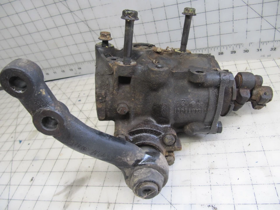 Caja de cambios de dirección Mercedes Benz 1976 W115 240D OM616 116461001 usada envío a EE. UU. Foto 2 de 4