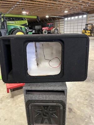 12 inch kicker subwoofer with 2 boxes