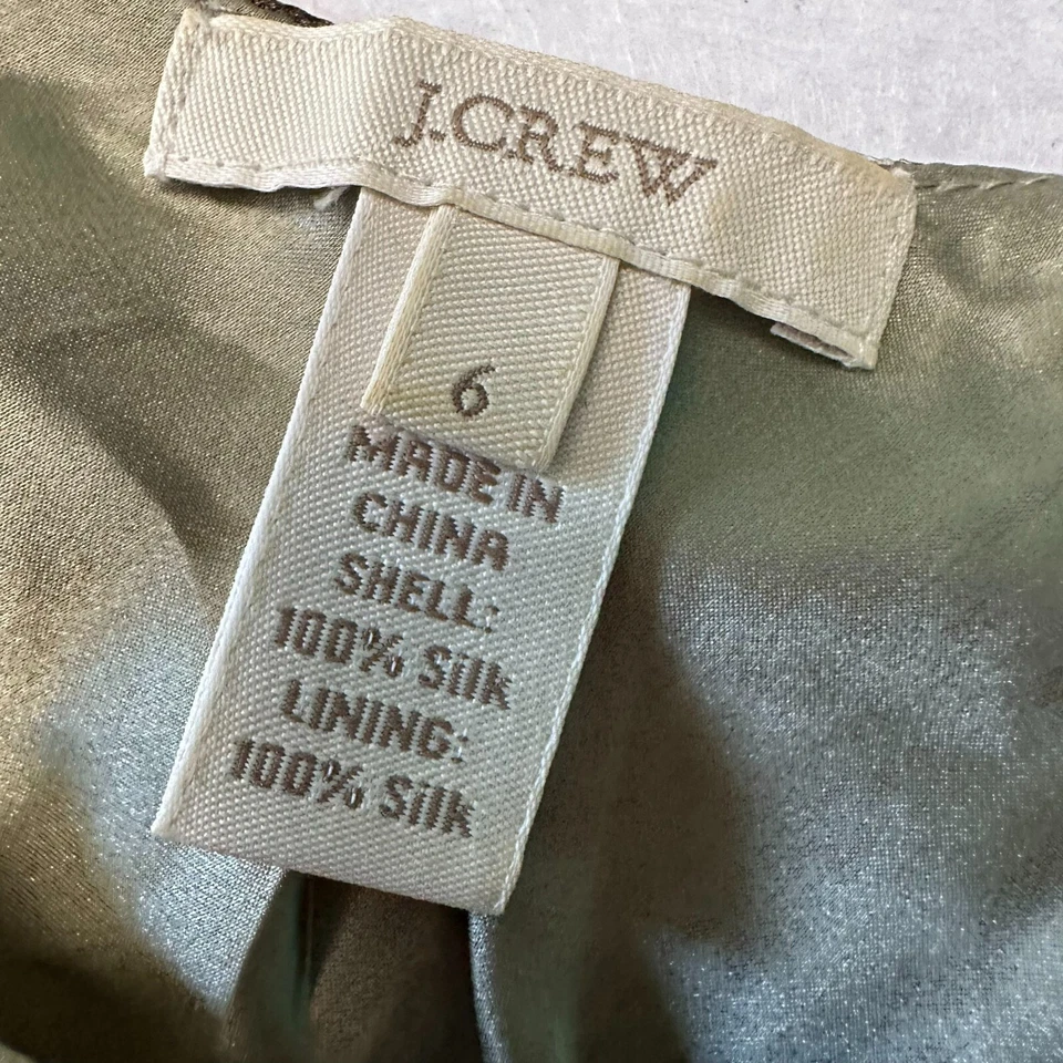 J. Camiseta sin mangas Crew talla 6 seda camuflaje estampado forrada verde marrón cuello cuadrado Foto 3 de 4