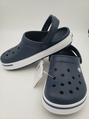 size 5 womens crocs