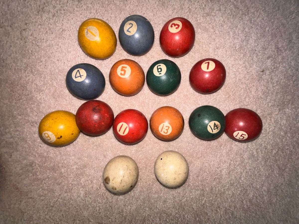 Vintage Painted and Numbered Wood Billiard Balls 15 Collectible