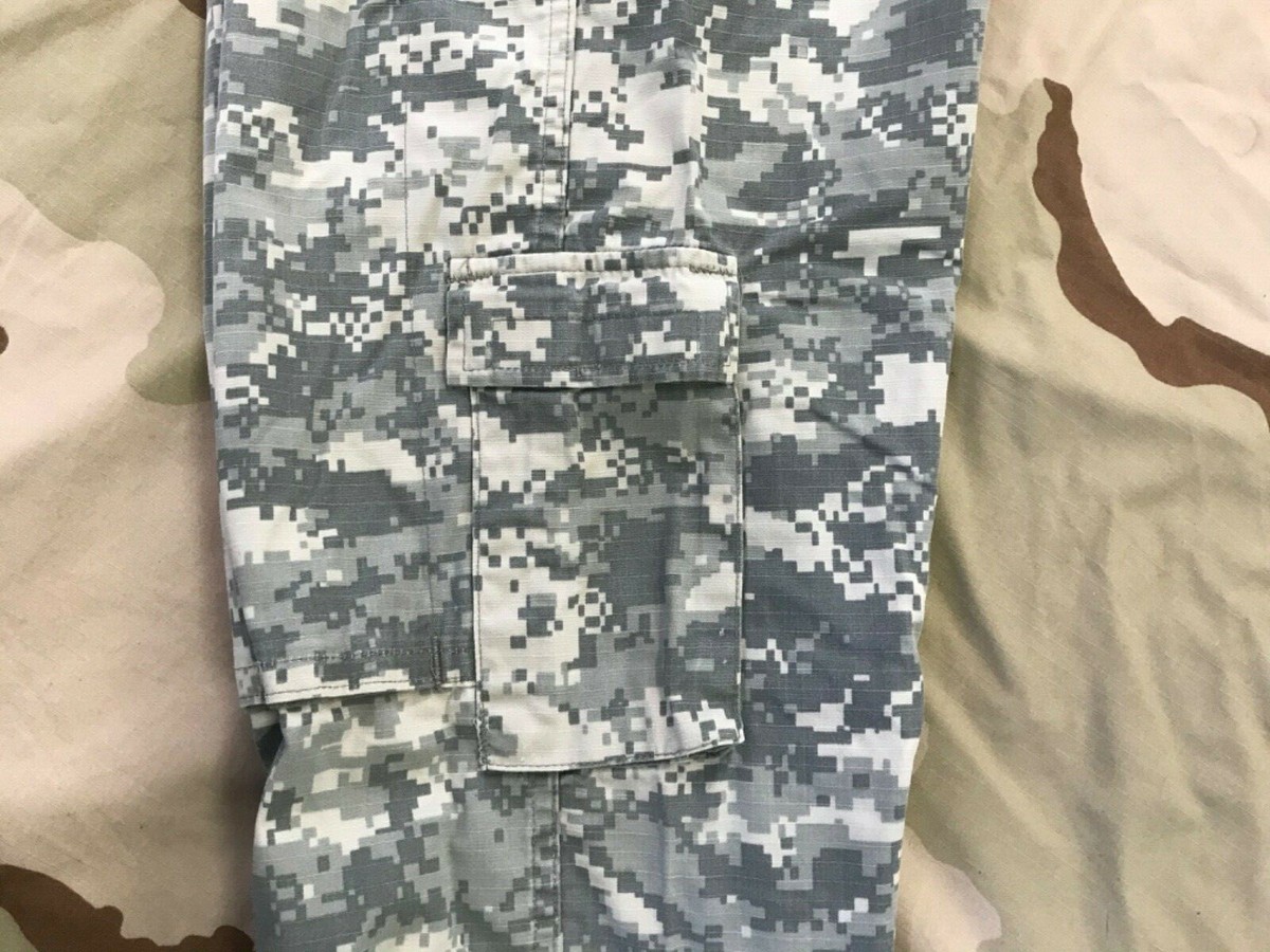 US Army Combat Uniform Trousers ACU UCP Camo Pants sz Small