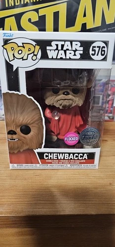 Funko Pop! Vinyl: Star Wars - Chewbacca (Flocked) - Disney (Exclusive) #576