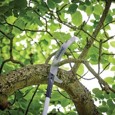 Silverline Telescopic Pruning Saw 1.5–2.5m Long Reach Tree Cutter