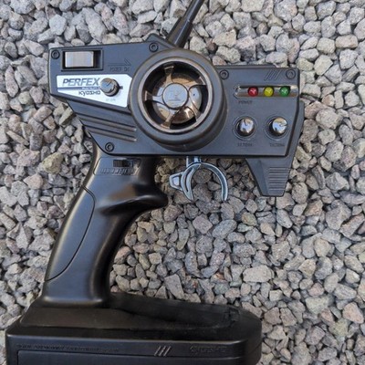 Kyosho Giga Crusher with 3 speed spur gear Accessories included