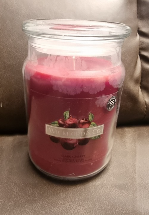 DARK CHERRY 18oz JAR CANDLE WICKFORD AND CO new