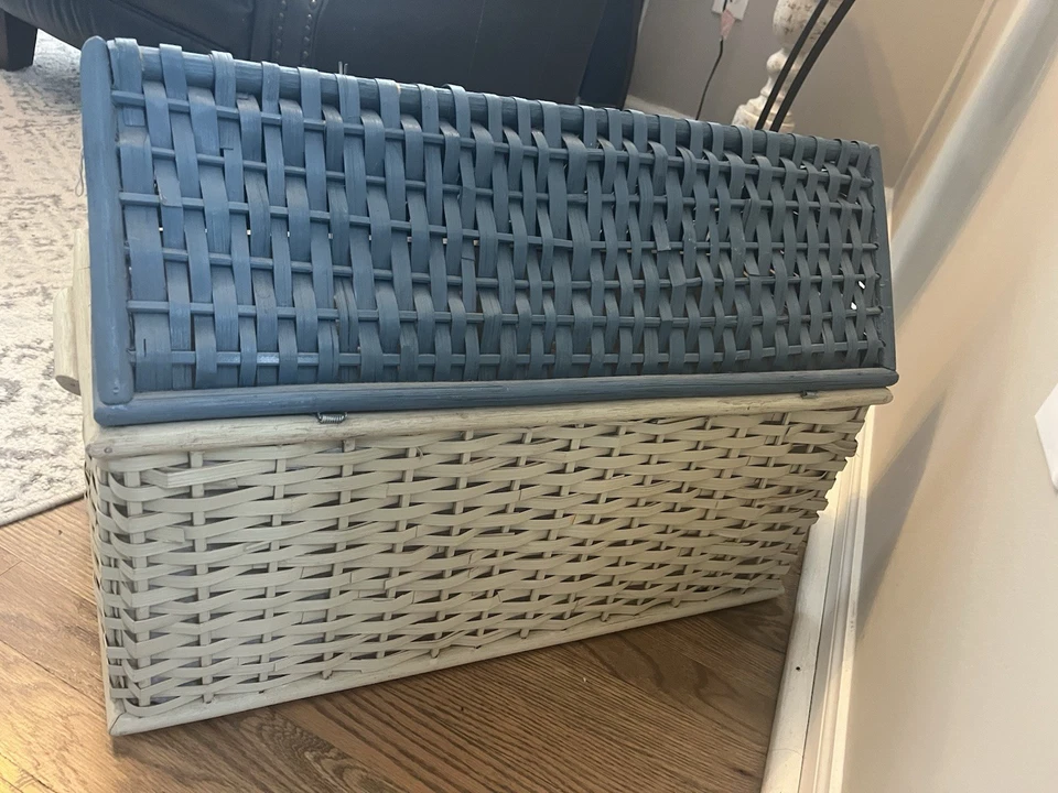 Caja de juguetes casa de mimbre vintage casa de muñecas caja de juguetes cesta baúl tren de Navidad Foto 3 de 4