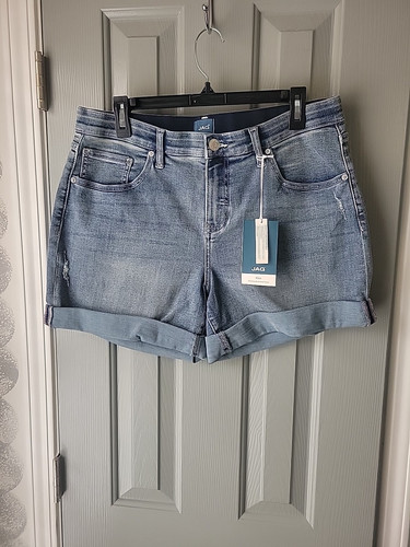 JAG Mid Rise Boyfriend Cuffed Jean Shorts size 12 ""NWT""