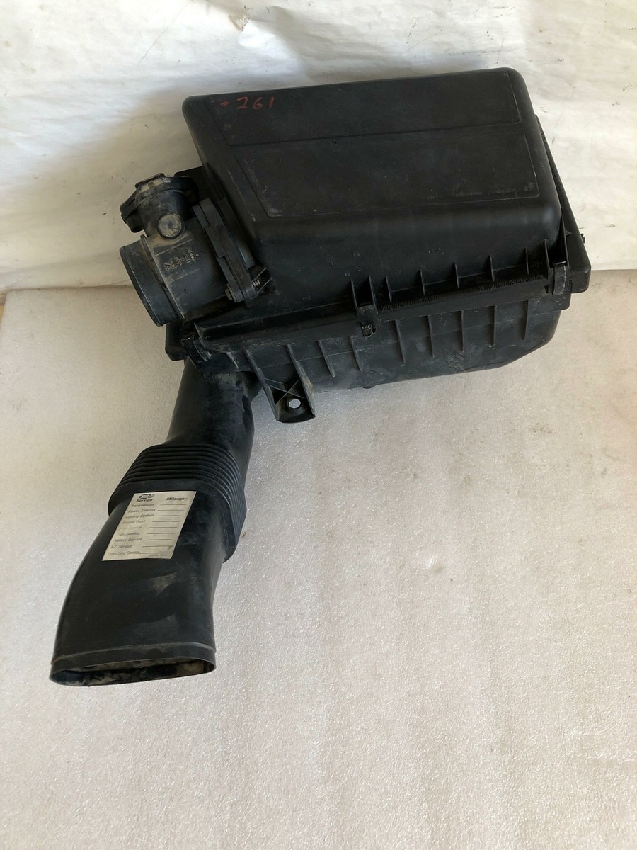 1996 VOLVO 850 Air Cleaner Filter Box Housing Assembly 4-Valve