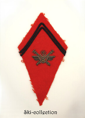1 Anti-Aircraft Artillery Officer Collar Paw. France, 1940