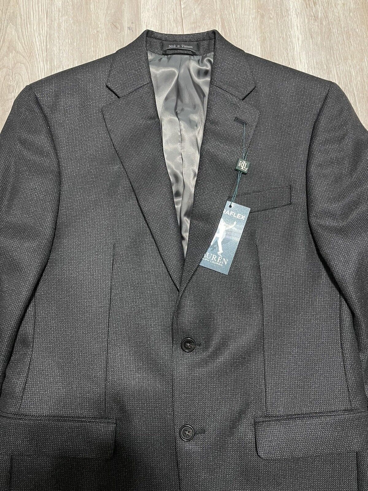 Picture 2 of 6