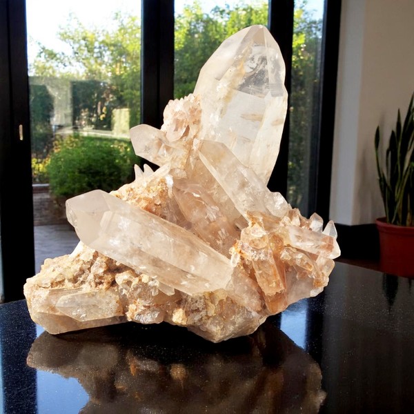 Quartz point druse on matrix.